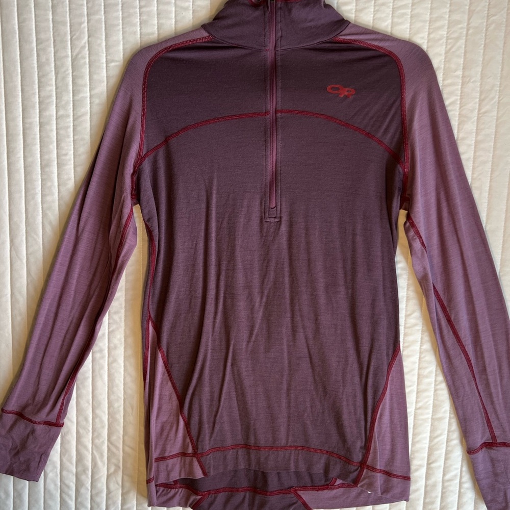 Outdoor Research women’s purple pullover size medium
